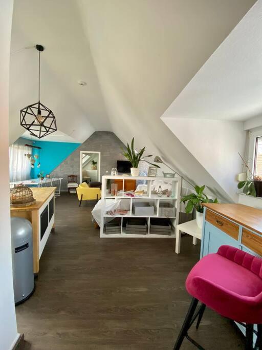 Light Flow Stylish Attic House. M. Balcony Rastatt Εξωτερικό φωτογραφία